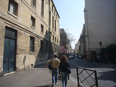 P2410868