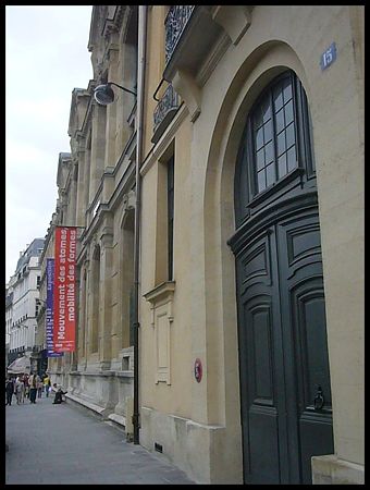 P2480739