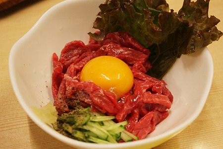 2010/08/13(FRI) 旭市・大衆肉料理 今久/和牛ユッケ(醤油) 1人前 630円