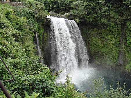音止の滝