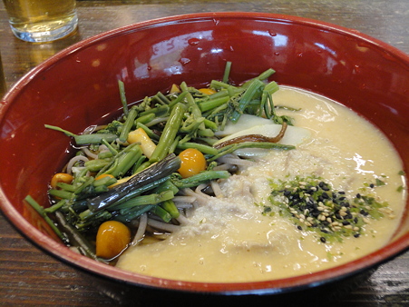 山菜とろろそば！