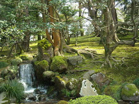兼六園の滝…?