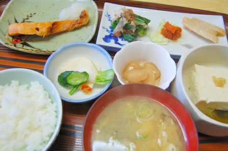 あさめし