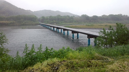 佐田沈下橋