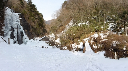 takamori_hudoutaki_p8
